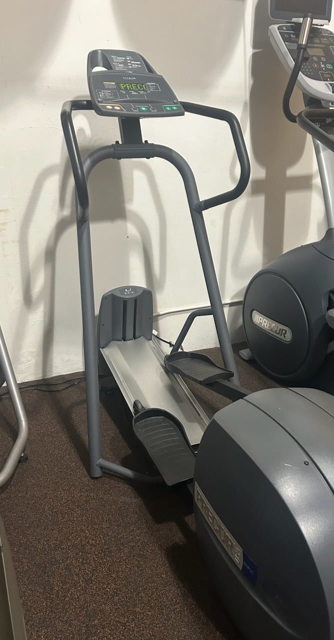 Precor 5.17 Elliptical