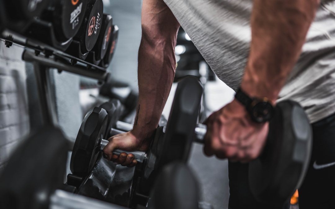 How to Tone Your Arms in a Home Gym