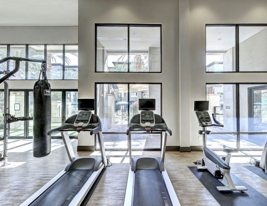 HIIT Treadmill Workouts Help You Burn Fat Fast