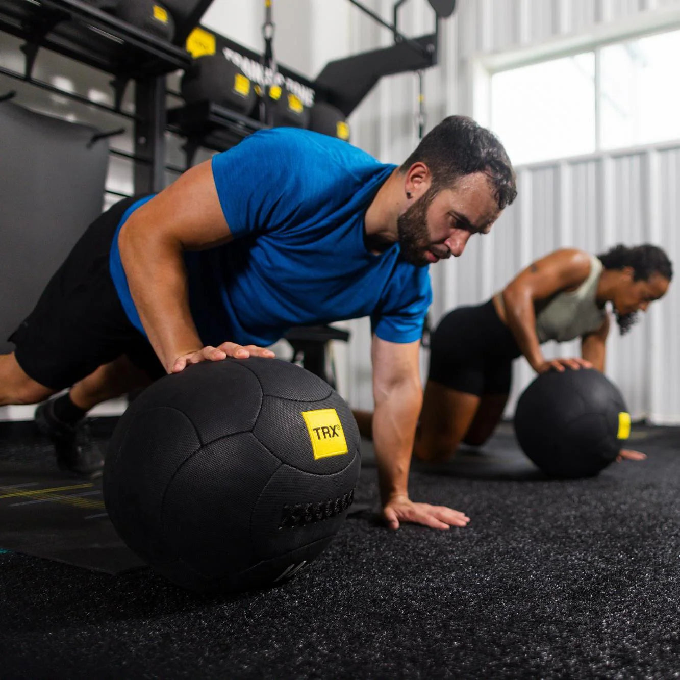 TRX Training Medicine Ball - Thumbnail 4